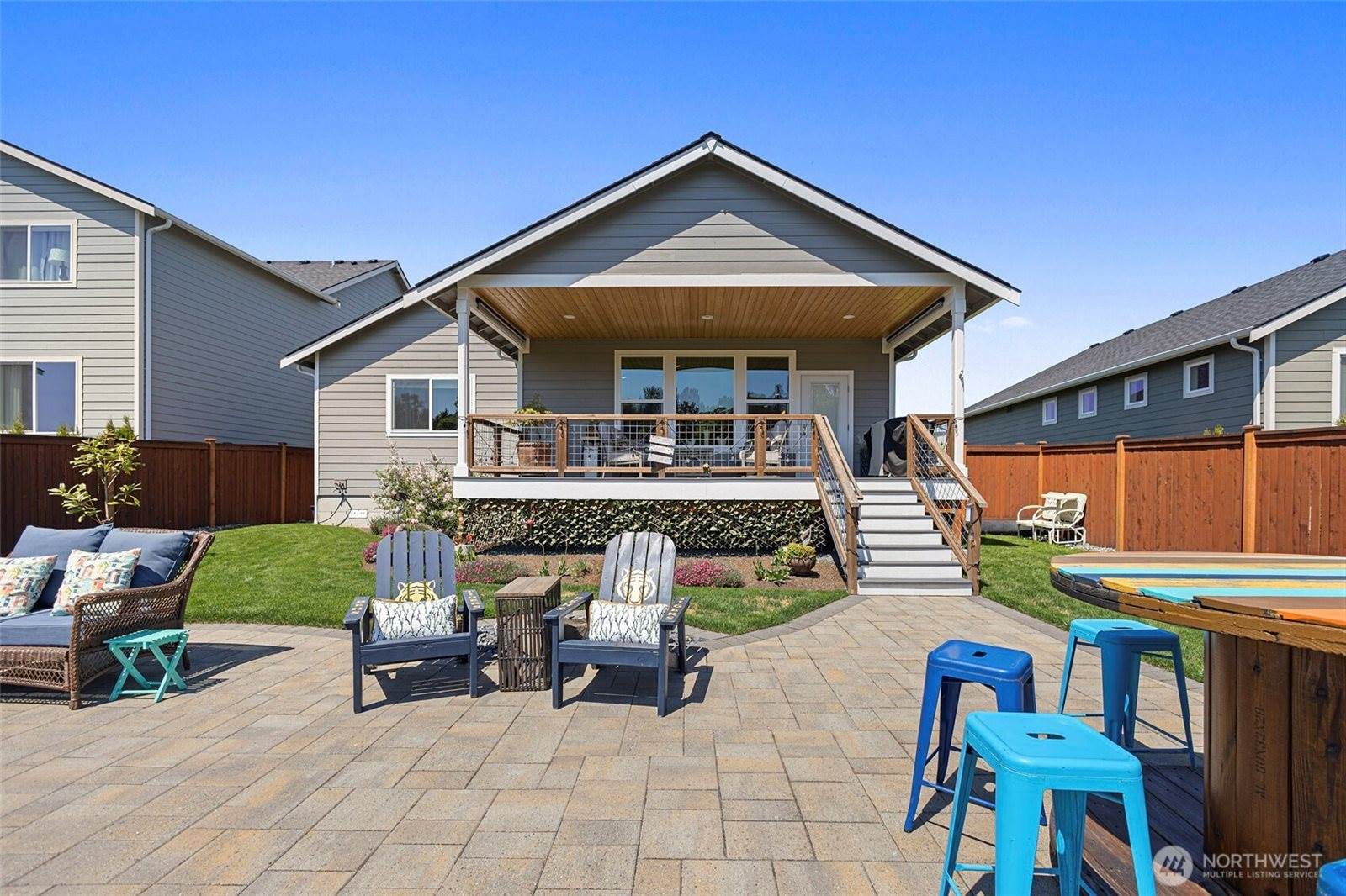 1720 River Walk Lane, Burlington, WA 98233