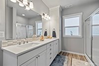 1720 River Walk Lane, Burlington, WA 98233