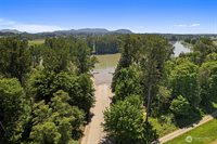 1720 River Walk Lane, Burlington, WA 98233