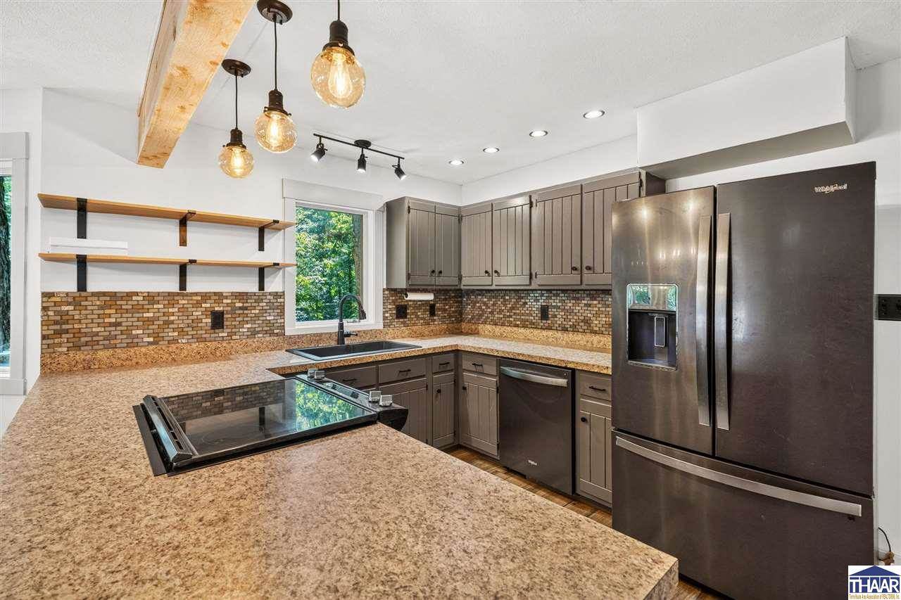 200 West Sweetbriar Woods, West Terre Haute, IN 47885
