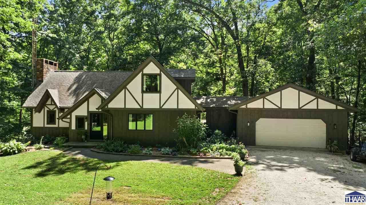 200 West Sweetbriar Woods, West Terre Haute, IN 47885
