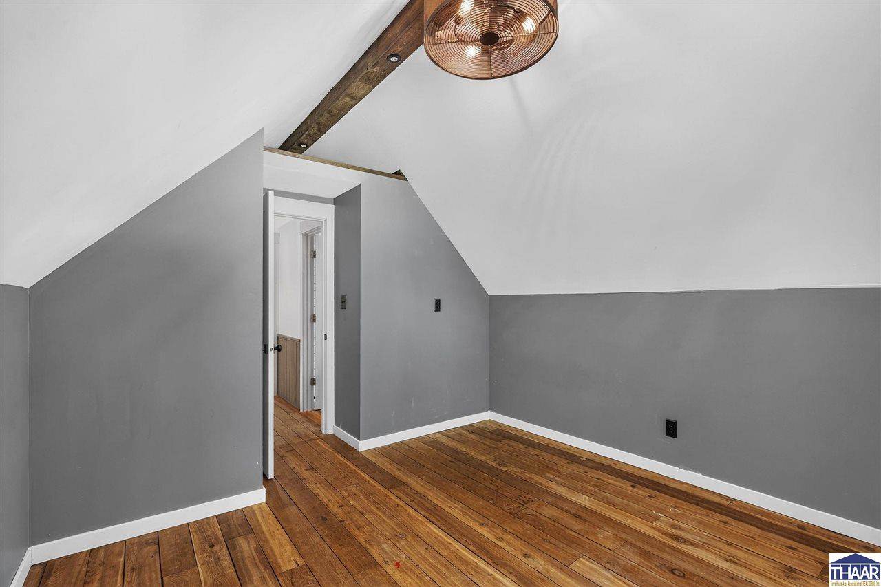 200 West Sweetbriar Woods, West Terre Haute, IN 47885