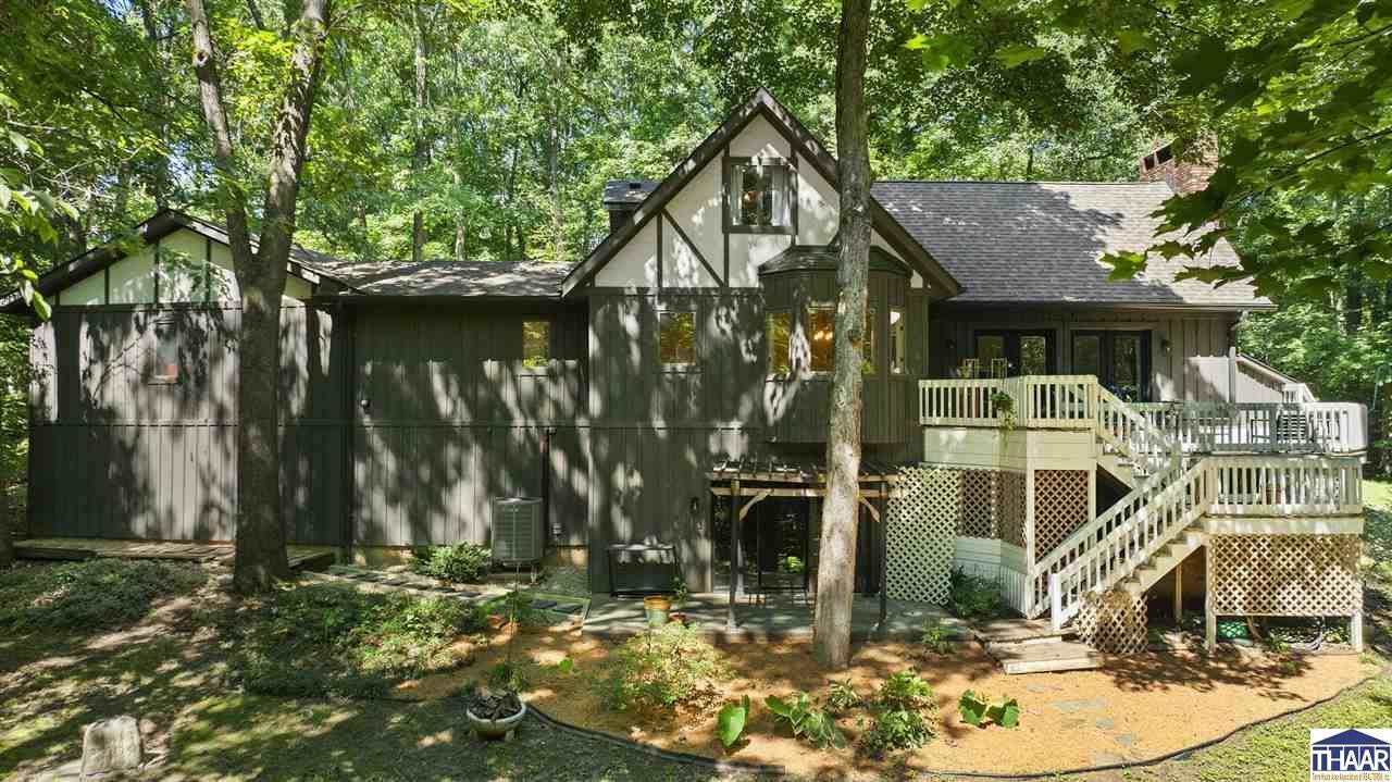 200 West Sweetbriar Woods, West Terre Haute, IN 47885