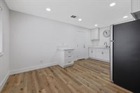 4222 West Victor Avenue, Visalia, CA 93277