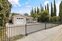 4222 West Victor Avenue, Visalia, CA 93277