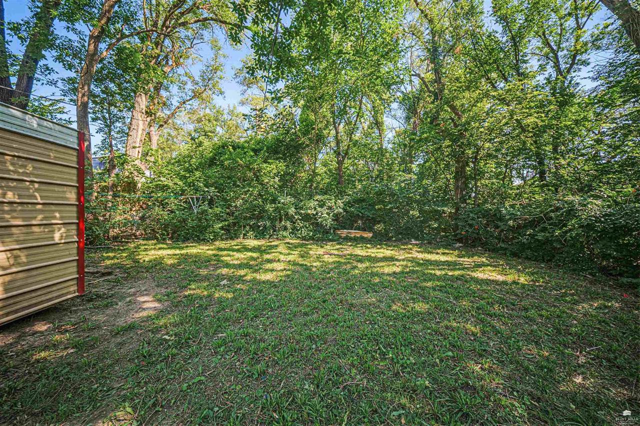 212 East 17th Street, Junction City, KS 66441