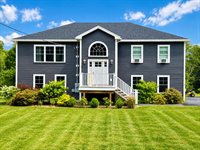 1197 Western Avenue, Hampden, ME 04444