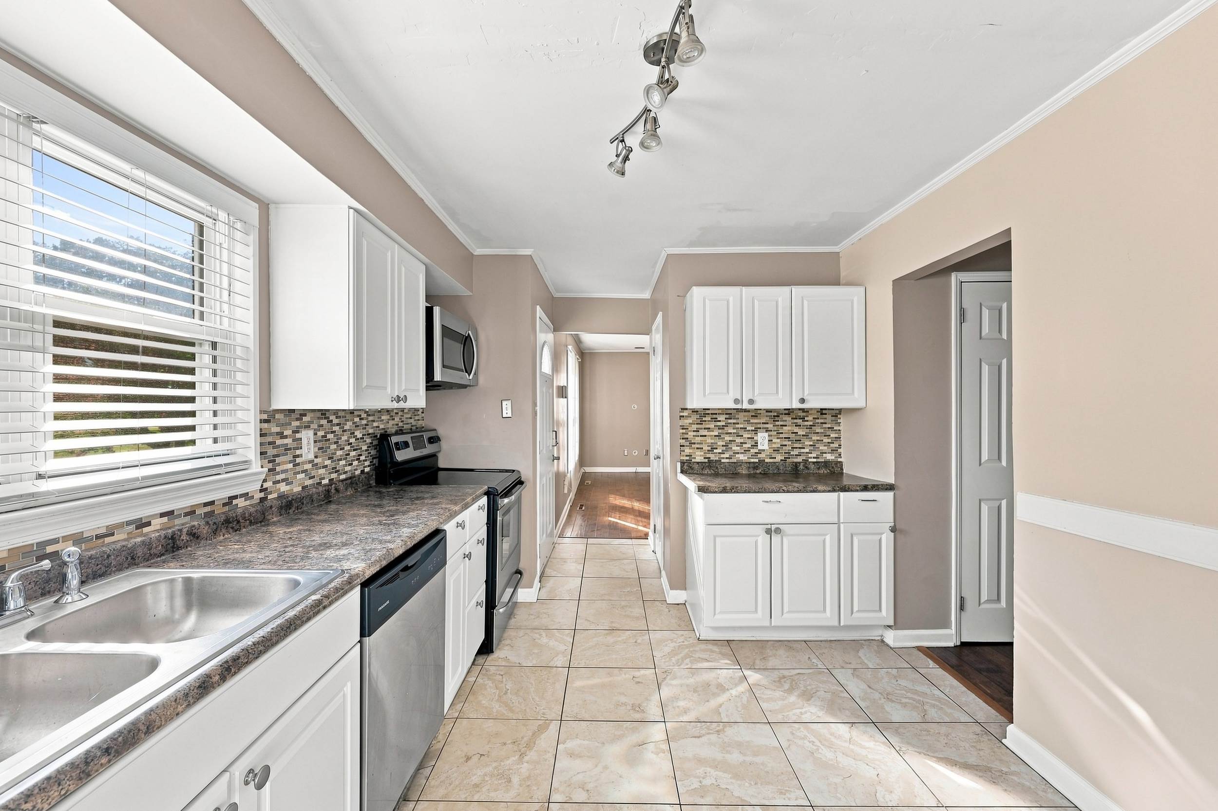 1245 Great Bridge Blvd., Chesapeake, VA 23320