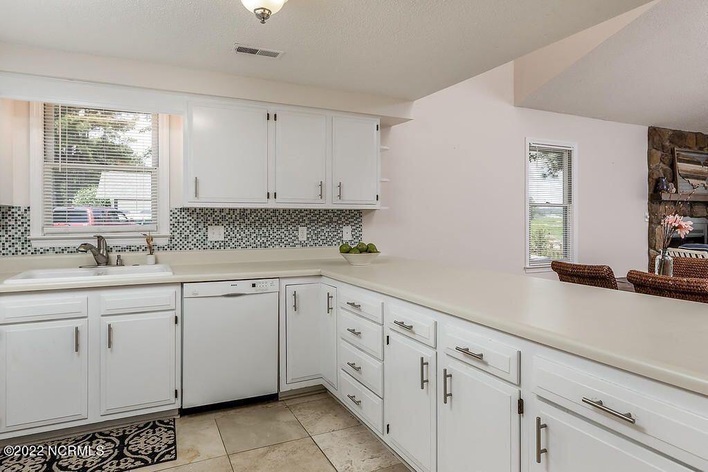 647 Castleberry Court, Vass, NC 28394