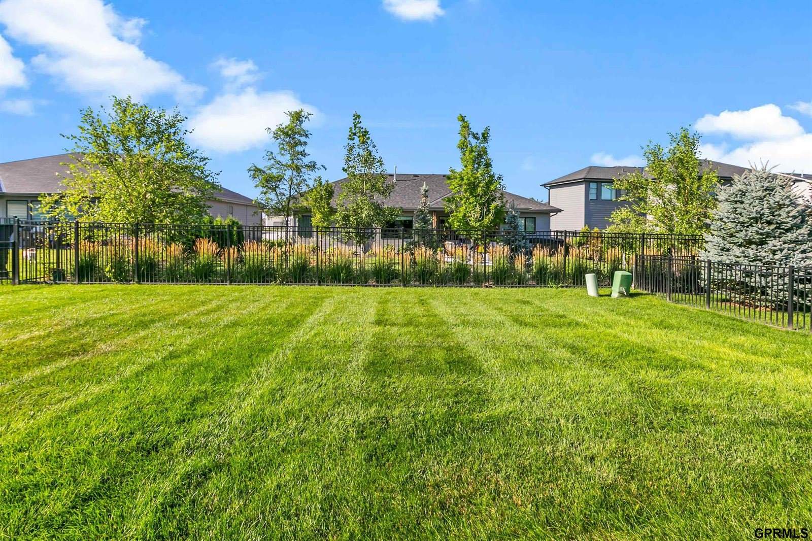 20866 Ellison Avenue, Elkhorn, NE 68022