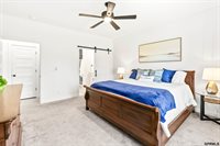 20866 Ellison Avenue, Elkhorn, NE 68022