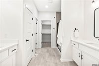 20866 Ellison Avenue, Elkhorn, NE 68022