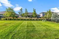 20866 Ellison Avenue, Elkhorn, NE 68022