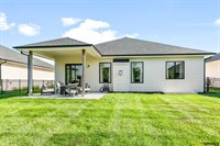20866 Ellison Avenue, Elkhorn, NE 68022