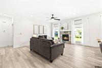 20866 Ellison Avenue, Elkhorn, NE 68022
