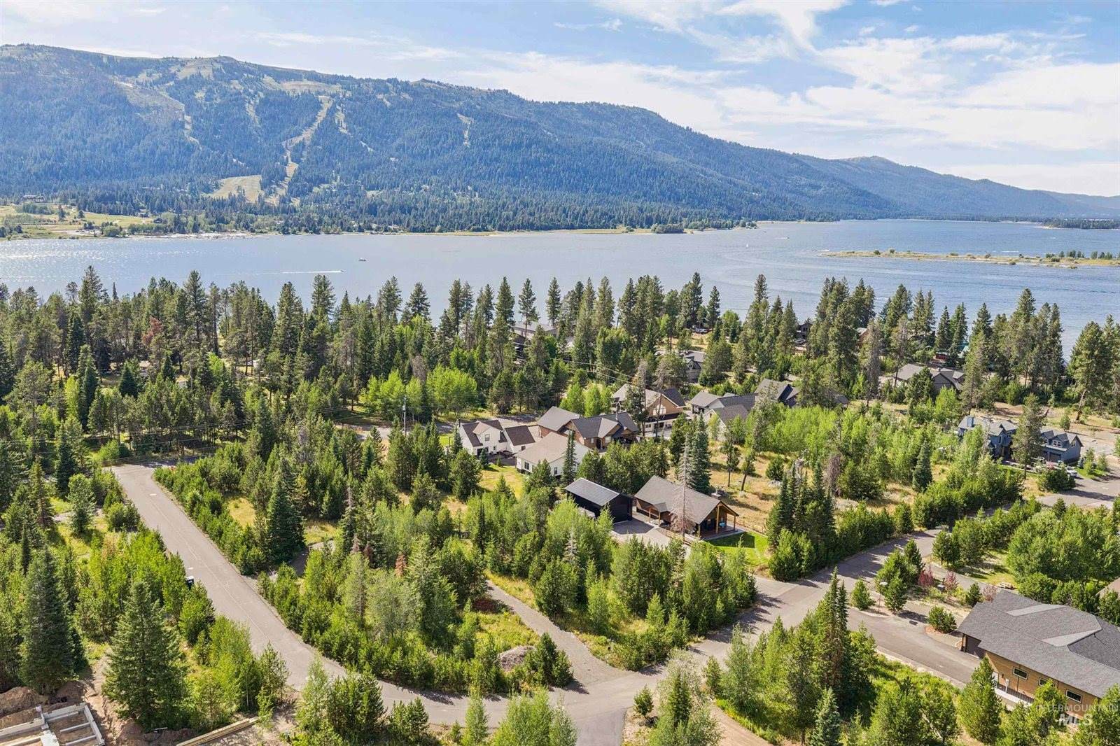 257 Bald Eagle Lane, Donnelly, ID 83615