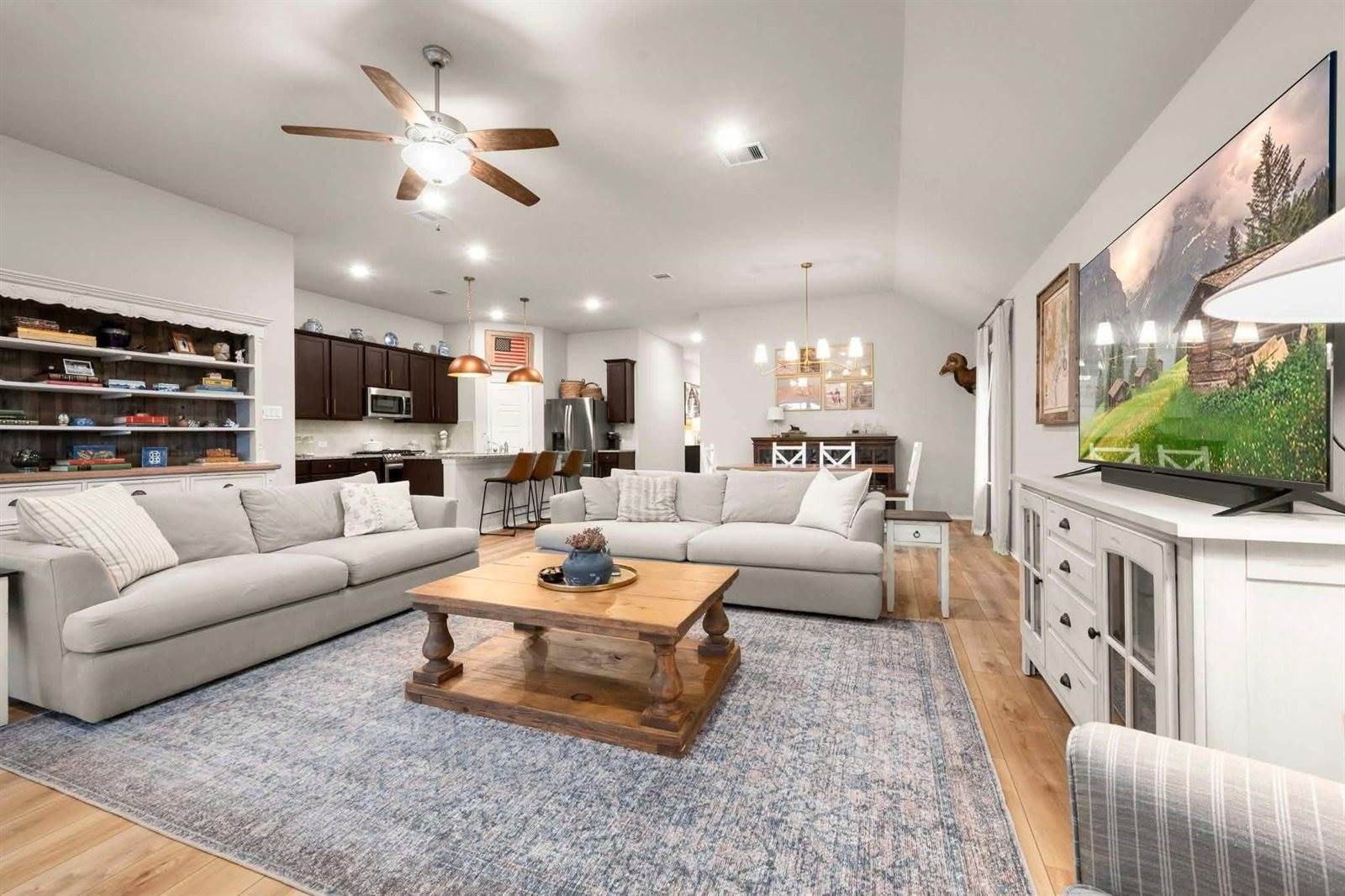 326 Jewett Meadow Drive, Magnolia, TX 77354