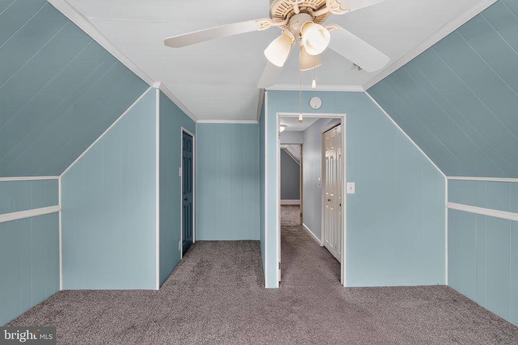 809 Quince Lane, Secane, PA 19018