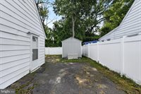 809 Quince Lane, Secane, PA 19018