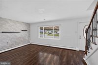 809 Quince Lane, Secane, PA 19018