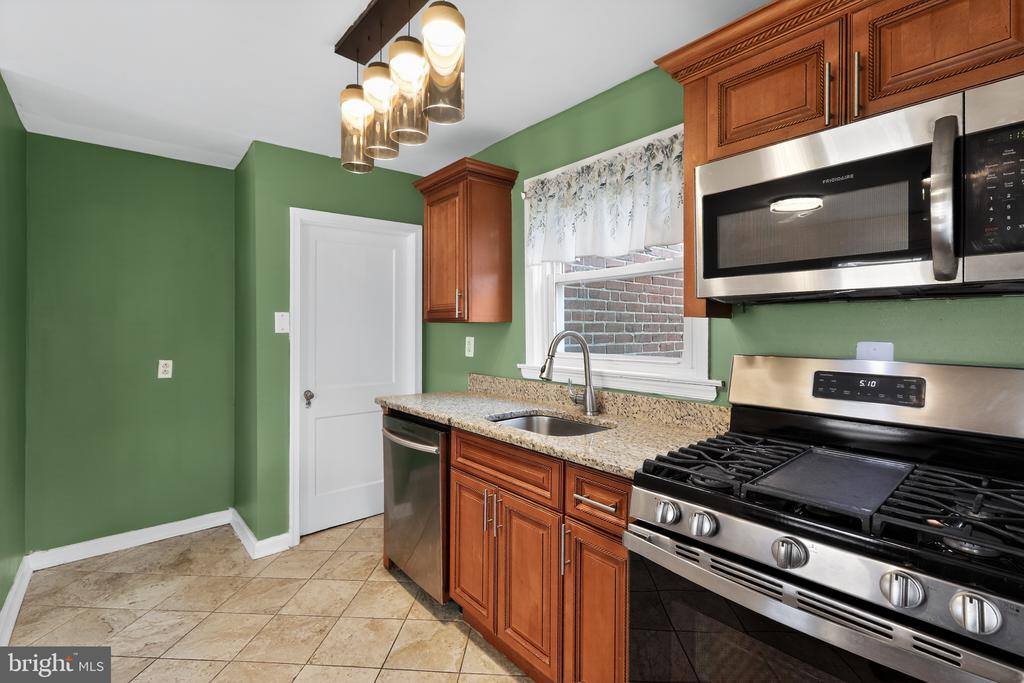 213 Priscilla Lane, Aldan, PA 19018