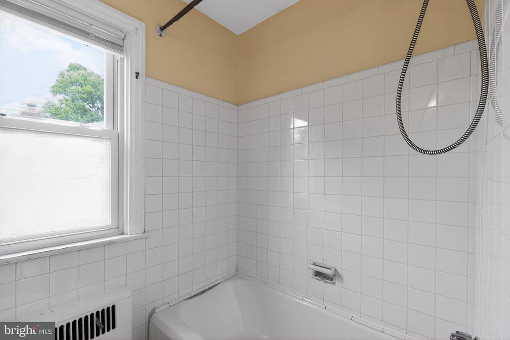 213 Priscilla Lane, Aldan, PA 19018
