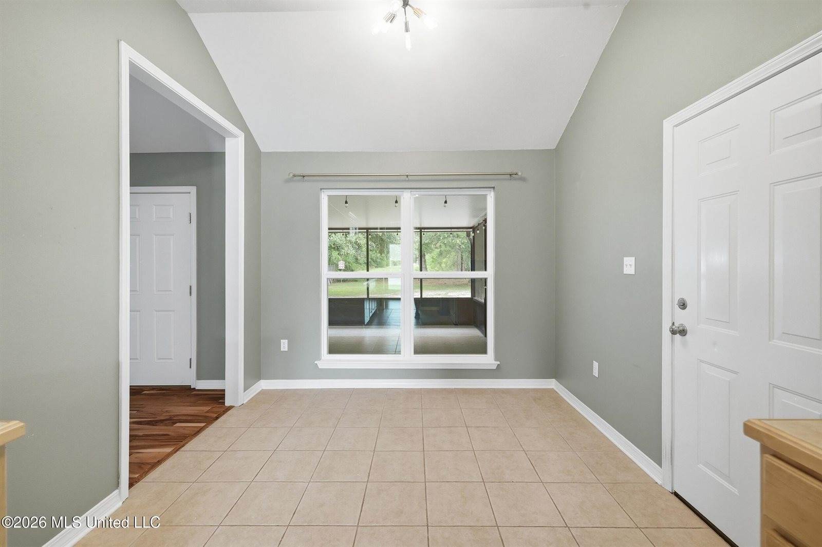 316 Woodcrest Drive, Long Beach, MS 39560