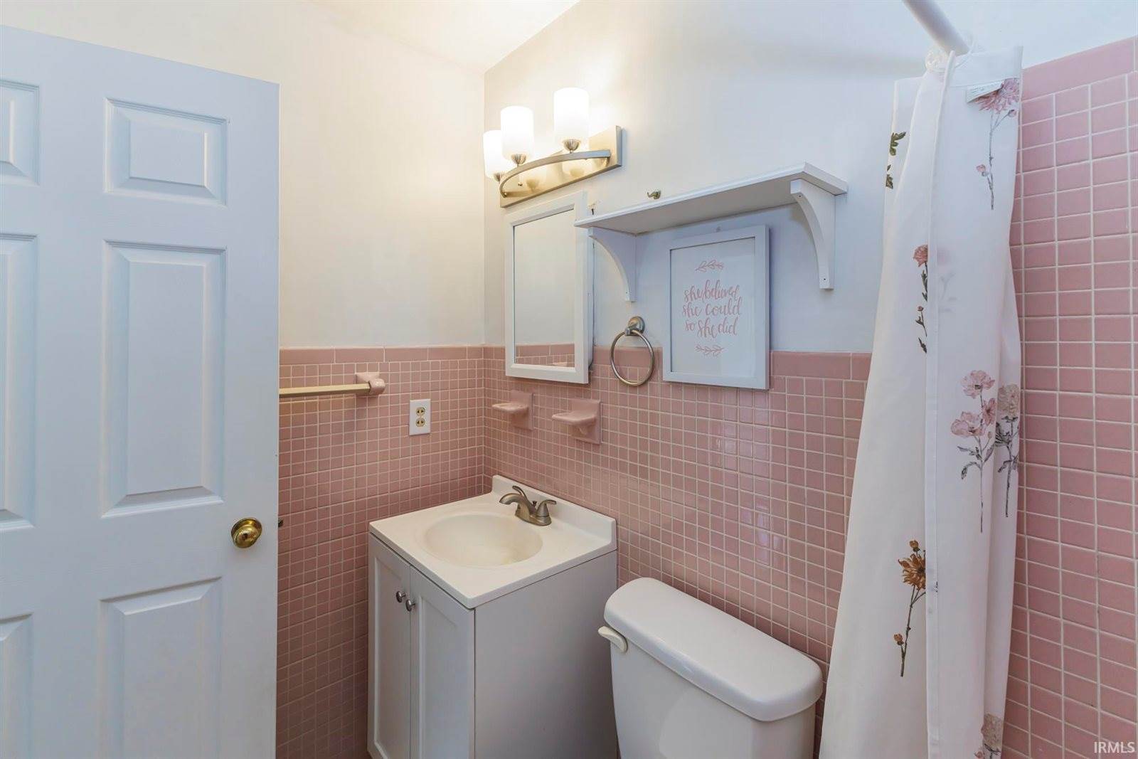 1709 W Glenn Ellyn Drive, Muncie, IN 47304