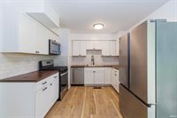 1709 W Glenn Ellyn Drive, Muncie, IN 47304