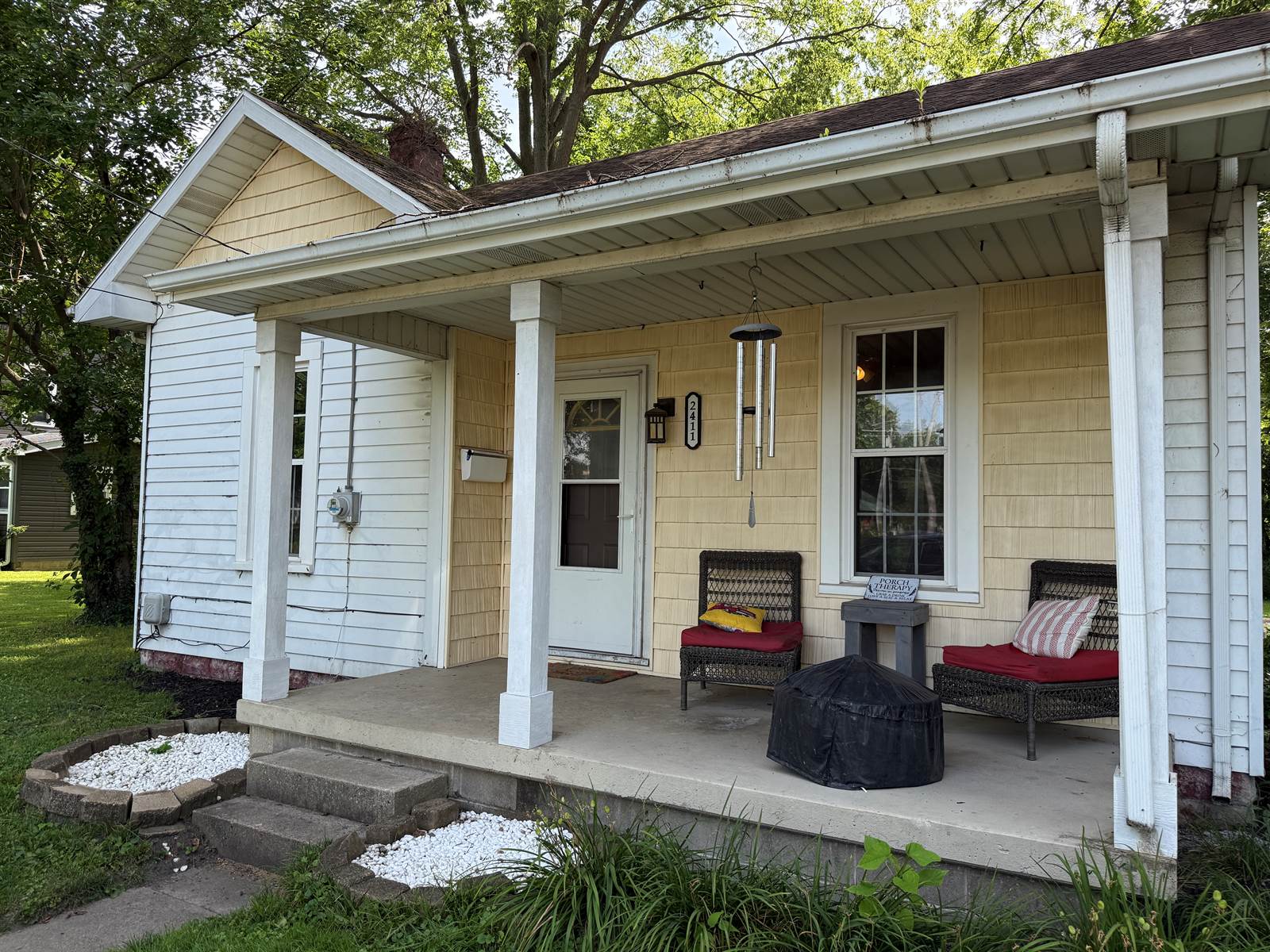 2411 S Broadway, Yorktown, IN 47396