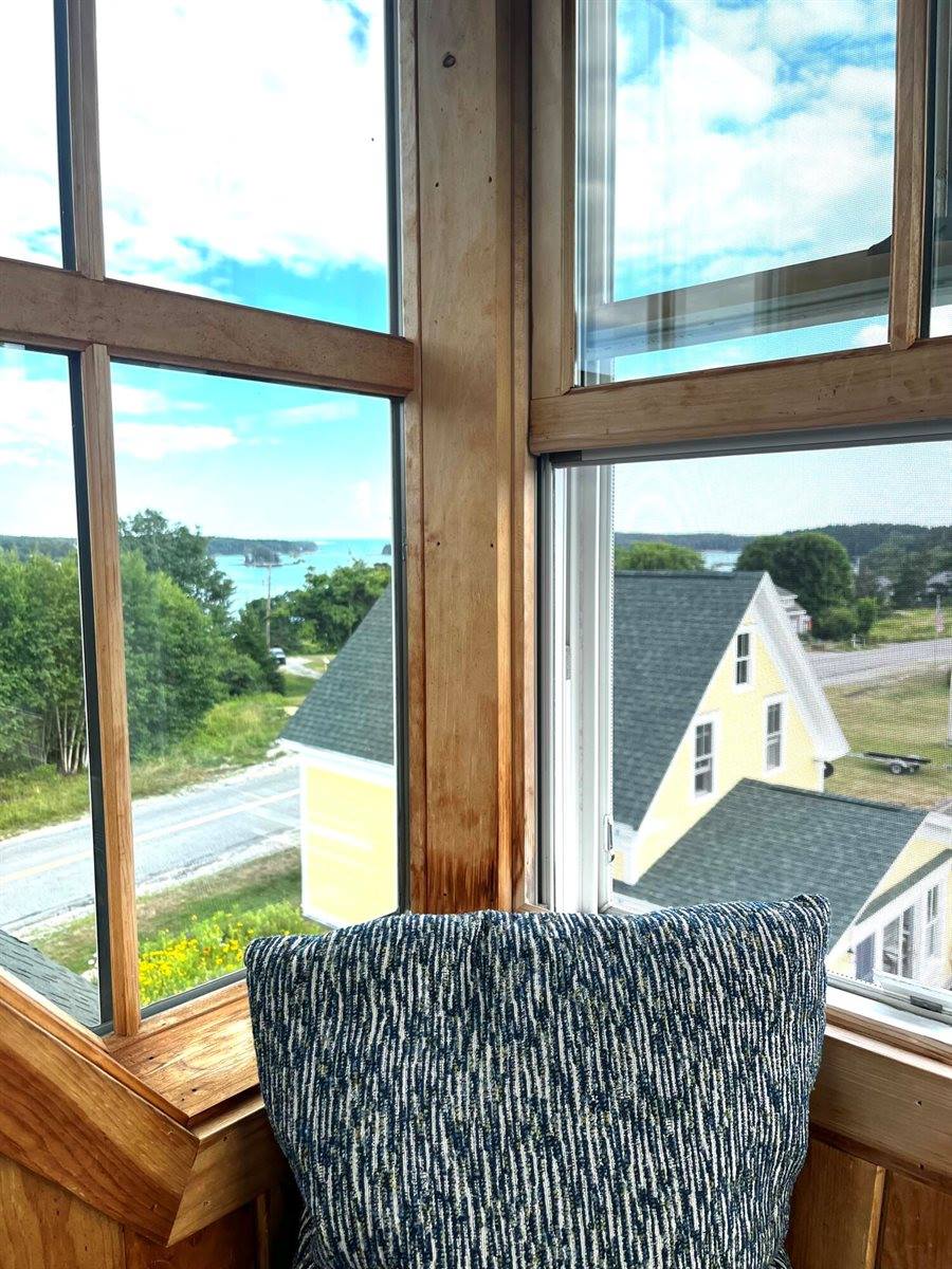 237 Harbor Road, Swans Island, ME 04685
