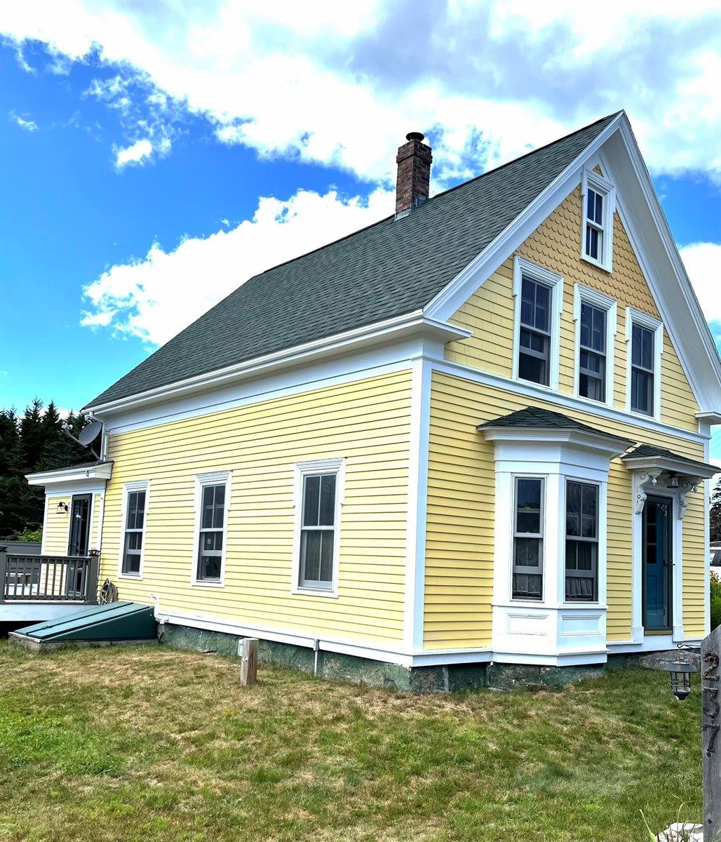 237 Harbor Road, Swans Island, ME 04685