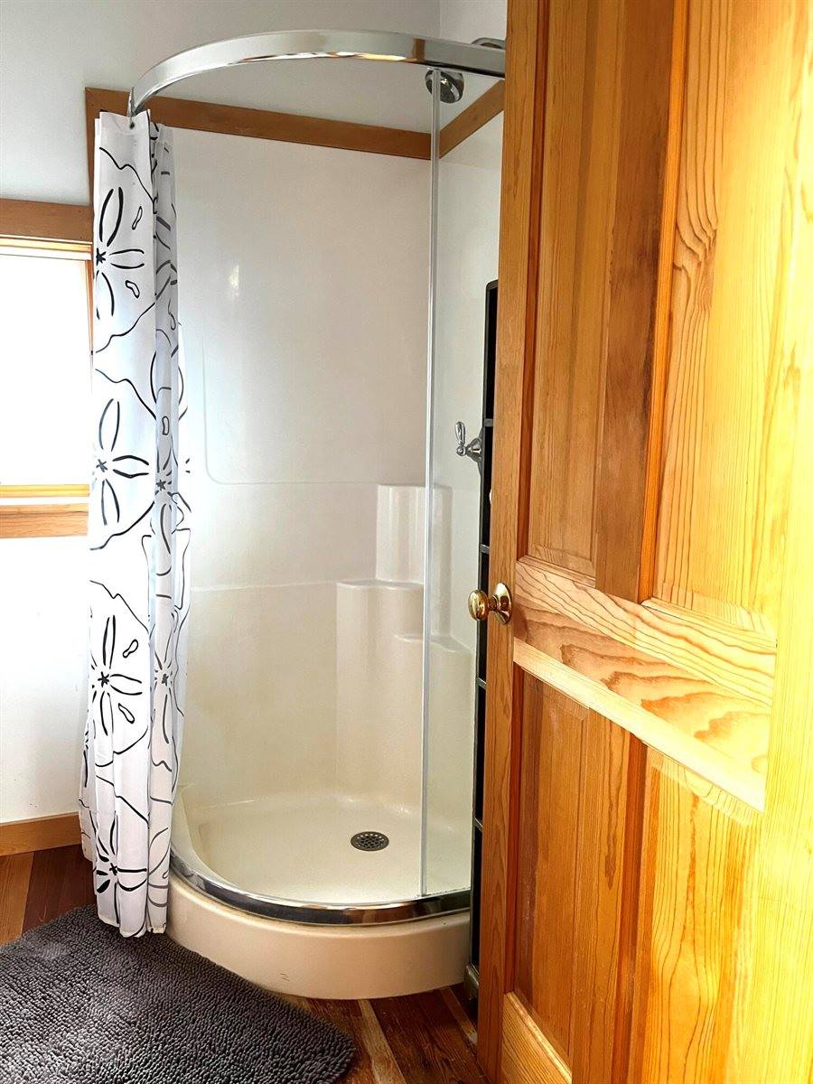 237 Harbor Road, Swans Island, ME 04685