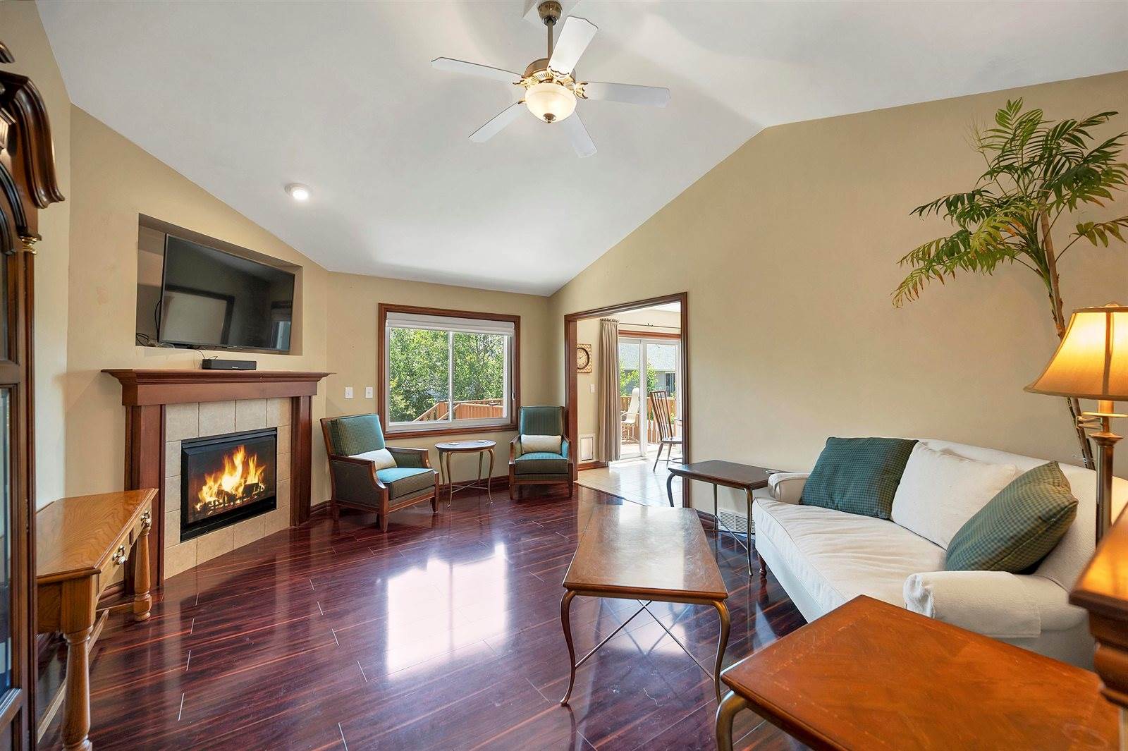 752 Killarny Trail, De Pere, WI 54115