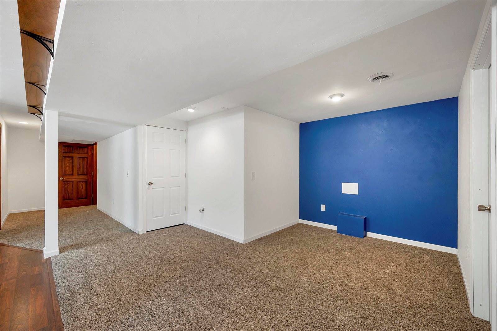 752 Killarny Trail, De Pere, WI 54115