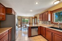 752 Killarny Trail, De Pere, WI 54115