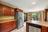 752 Killarny Trail, De Pere, WI 54115