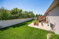 752 Killarny Trail, De Pere, WI 54115