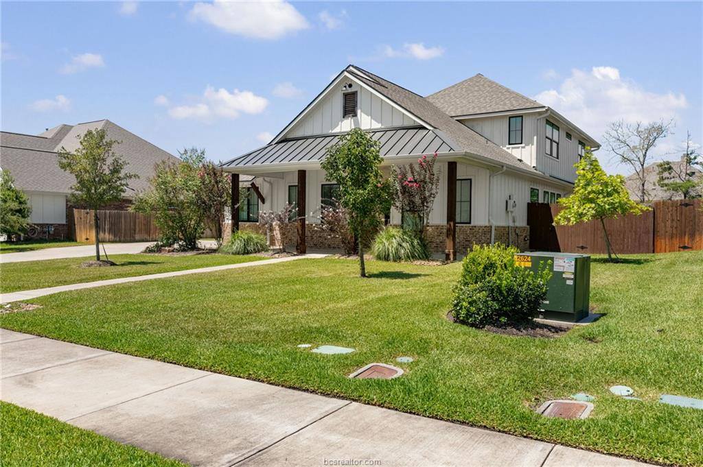 1931 Spanish Moss Drive, College Station, TX 77845