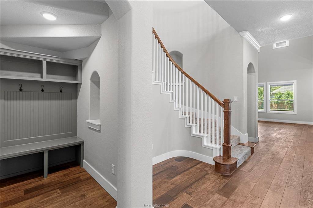 1931 Spanish Moss Drive, College Station, TX 77845