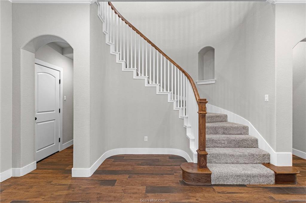 1931 Spanish Moss Drive, College Station, TX 77845