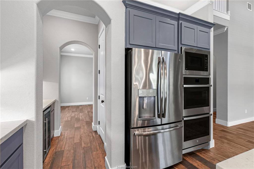 1931 Spanish Moss Drive, College Station, TX 77845