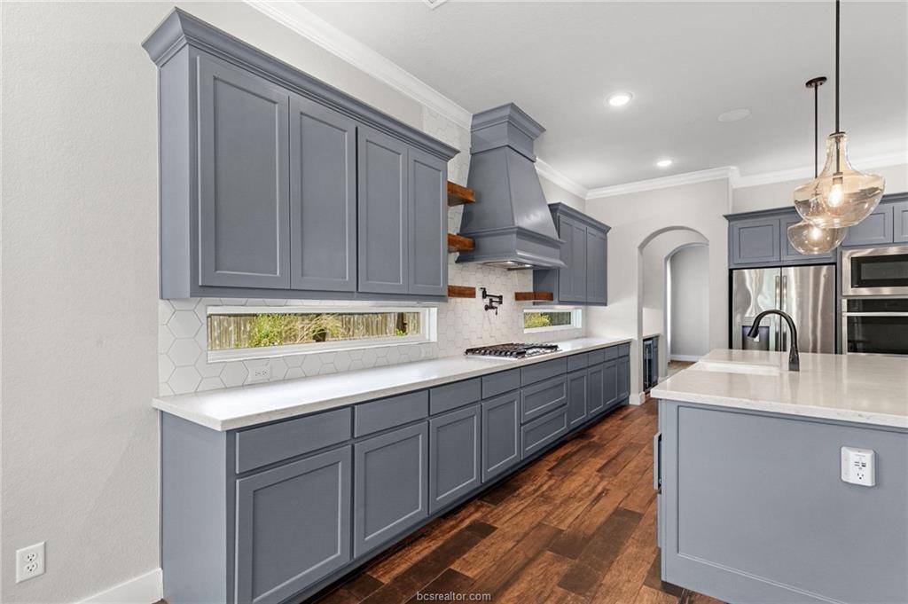 1931 Spanish Moss Drive, College Station, TX 77845
