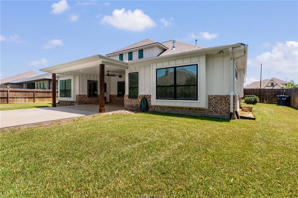 1931 Spanish Moss Drive, College Station, TX 77845