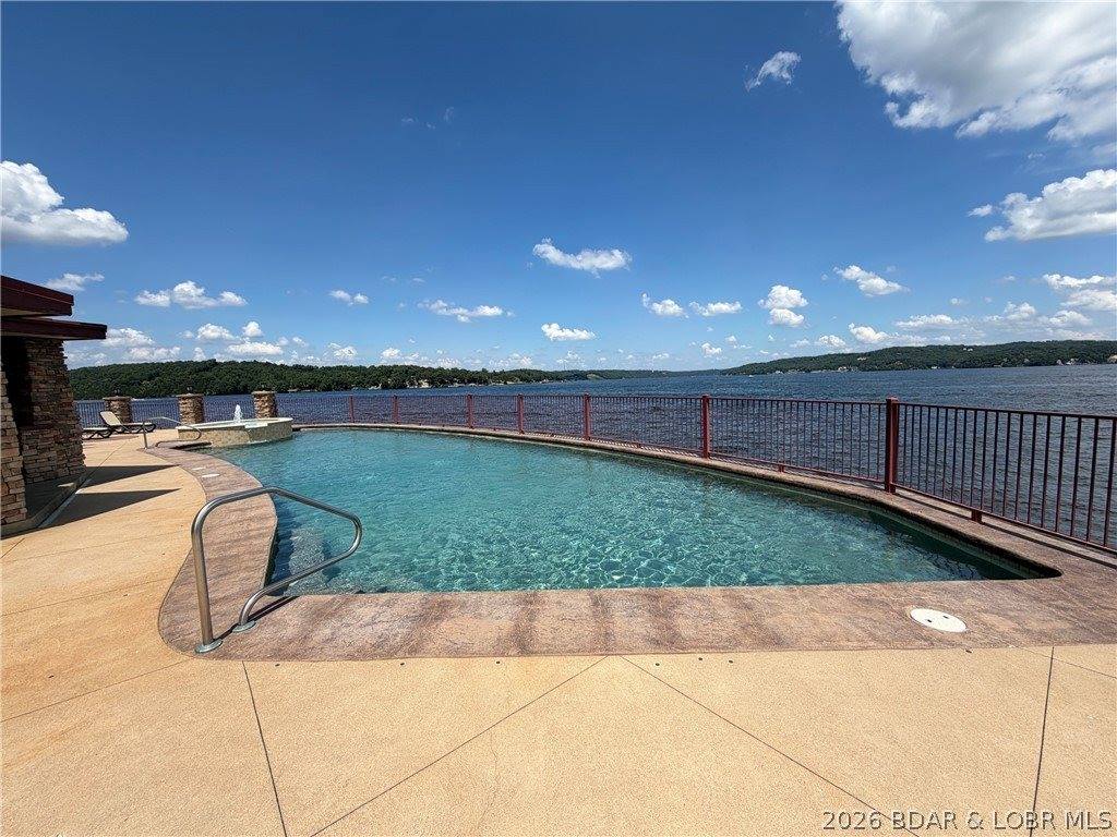 3168 Twin Rivers Point, Camdenton, MO 65020