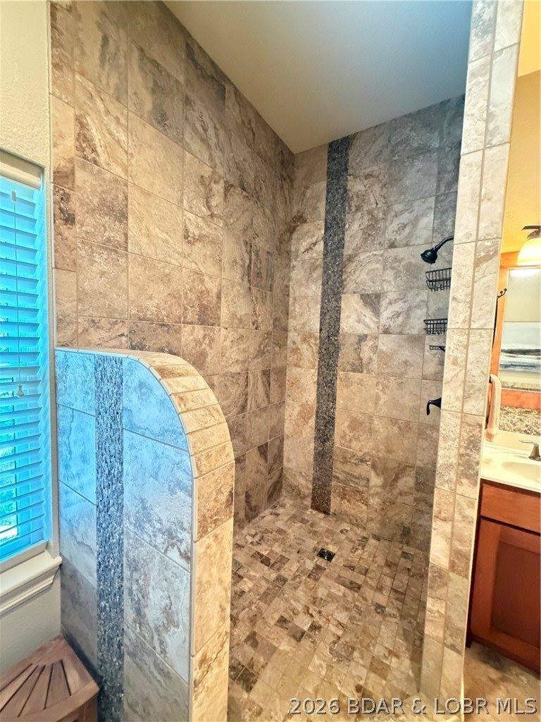 3168 Twin Rivers Point, Camdenton, MO 65020