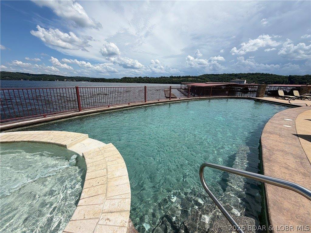 3168 Twin Rivers Point, Camdenton, MO 65020