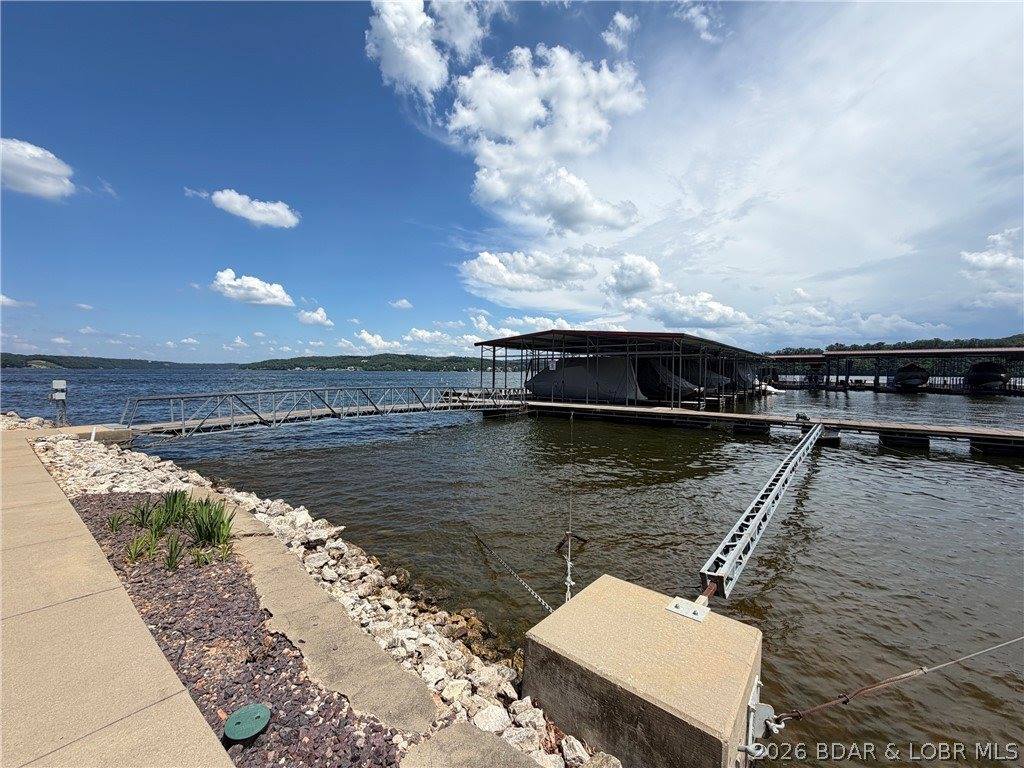 3168 Twin Rivers Point, Camdenton, MO 65020