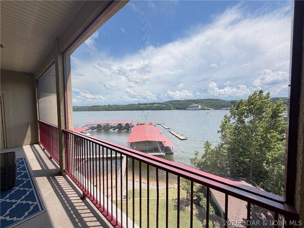 3168 Twin Rivers Point, Camdenton, MO 65020