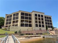 3168 Twin Rivers Point, Camdenton, MO 65020